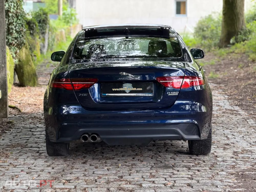Jaguar XE 2.0 D R-Dynamic S