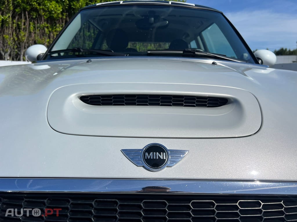 MINI Cooper S Camden Edition