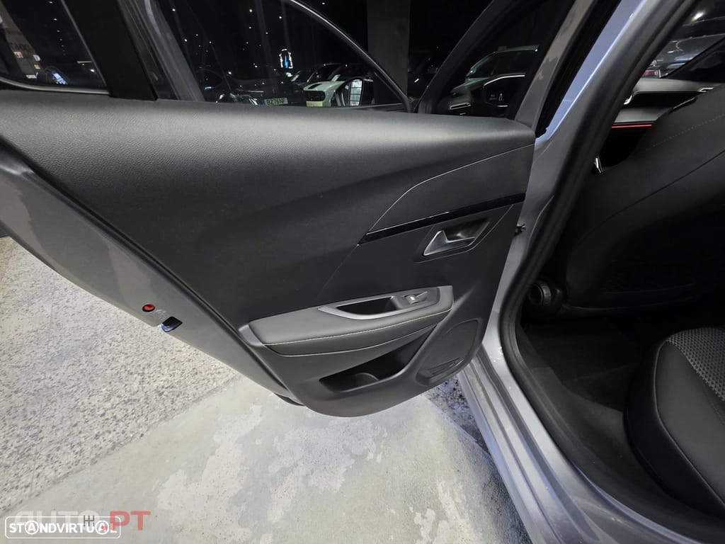 Peugeot E-208 50 kWh GT Line