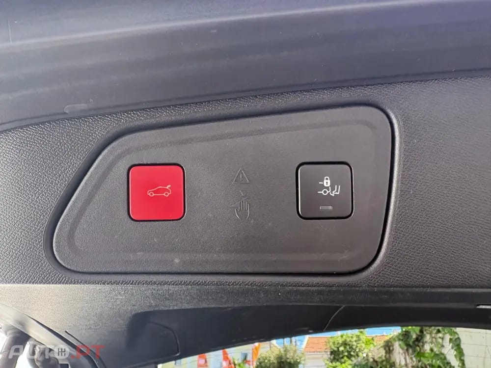 Peugeot 3008 1.2 PureTech Allure EAT8