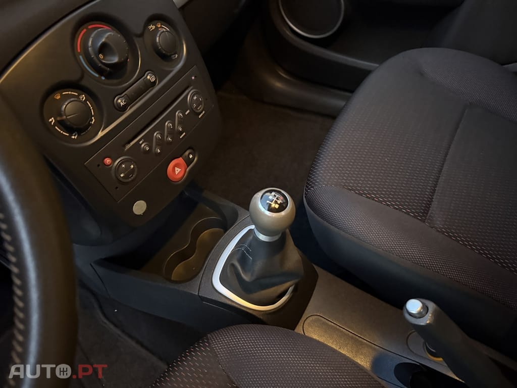 Renault Clio Break 1.2 16V Dynamique