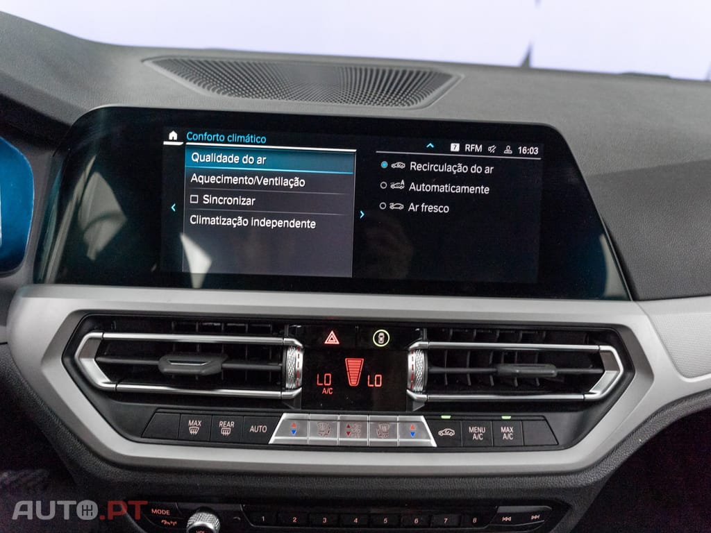 BMW 330 e Auto
