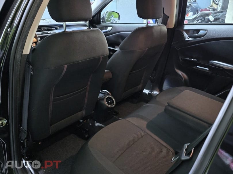 Alfa Romeo Giulietta 1.6 JTDm Distinctive