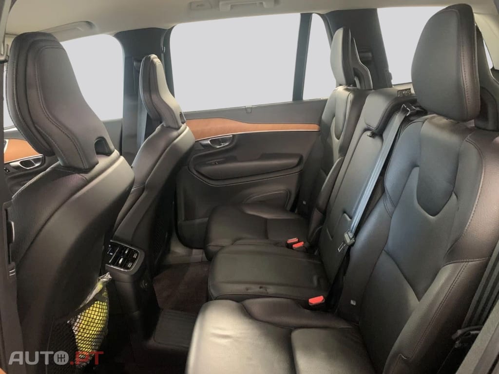 Volvo XC90 T8 Plus Bright Hybrid AWD