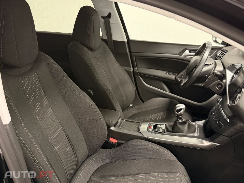 Peugeot 308 PureTech 130 Stop & Start Allure