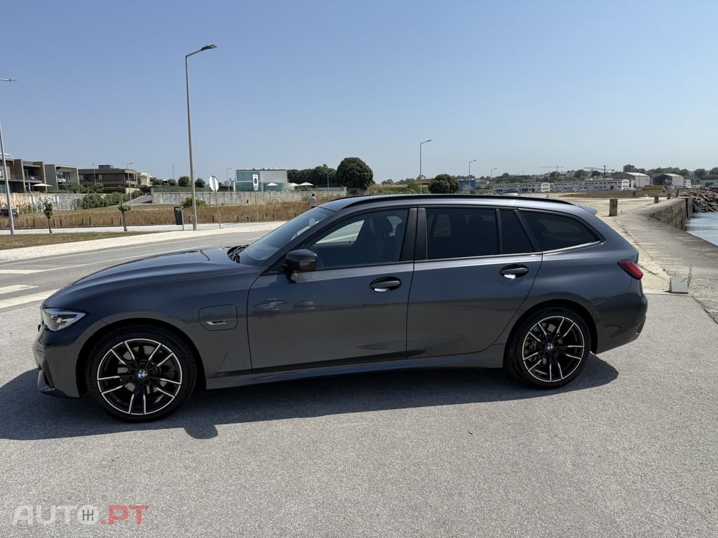 BMW 320 e Touring Line Sport Auto