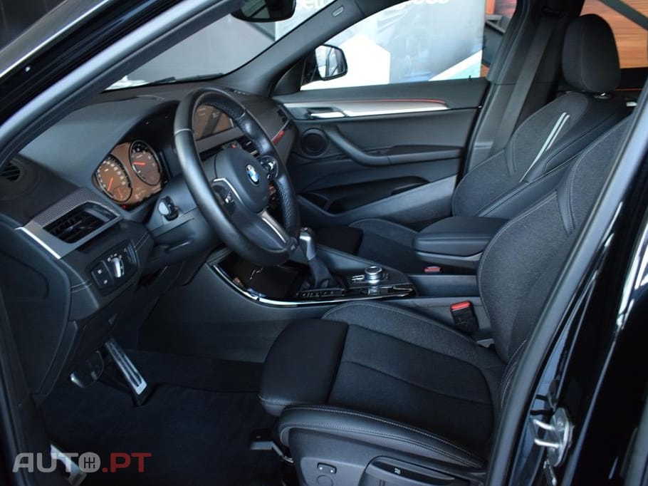 BMW X2 25 e xDrive X Pack M