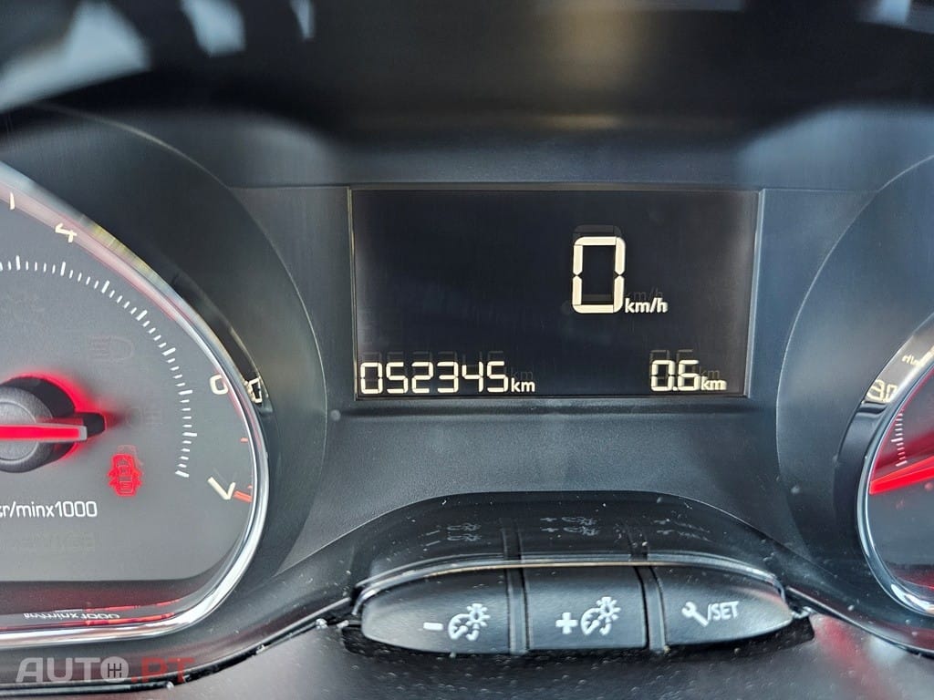 Peugeot 208 1.2 VTi Active