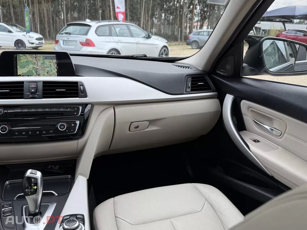 BMW 320 d xDrive DPF Touring Aut. Edition Fleet Exclusive