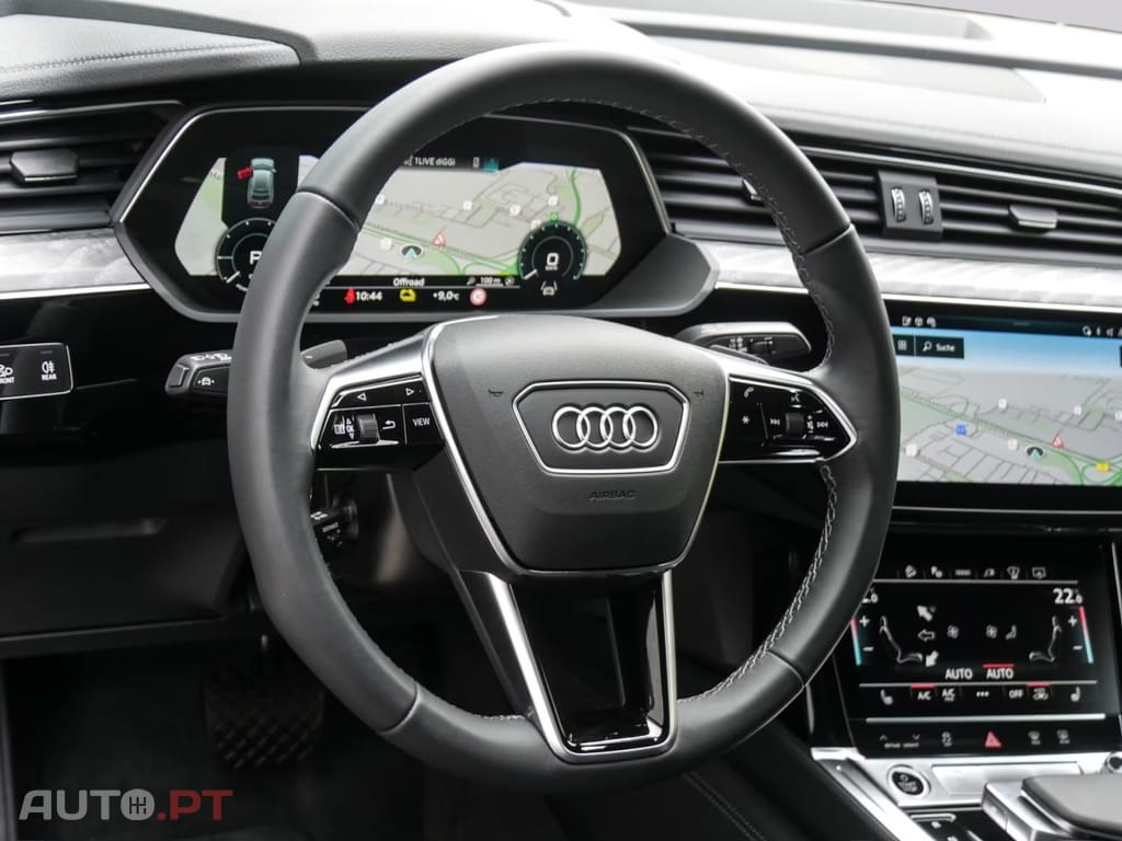 Audi Q8 E-Tron 50 quattro S LINE 