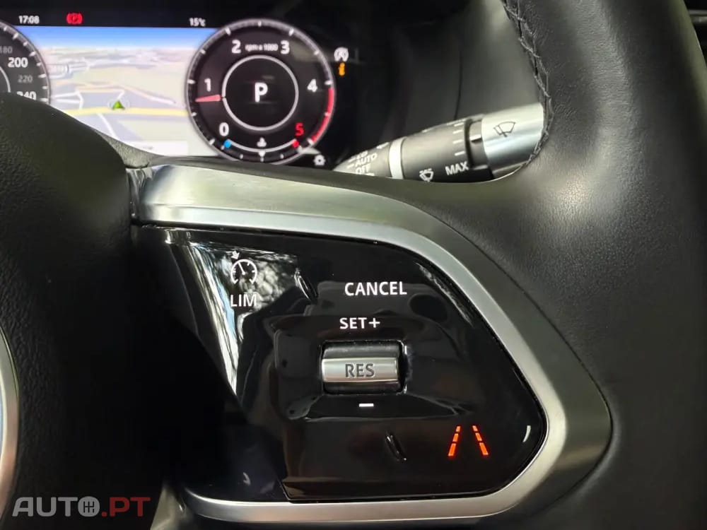 Jaguar XE 2.0 D R-Dynamic S