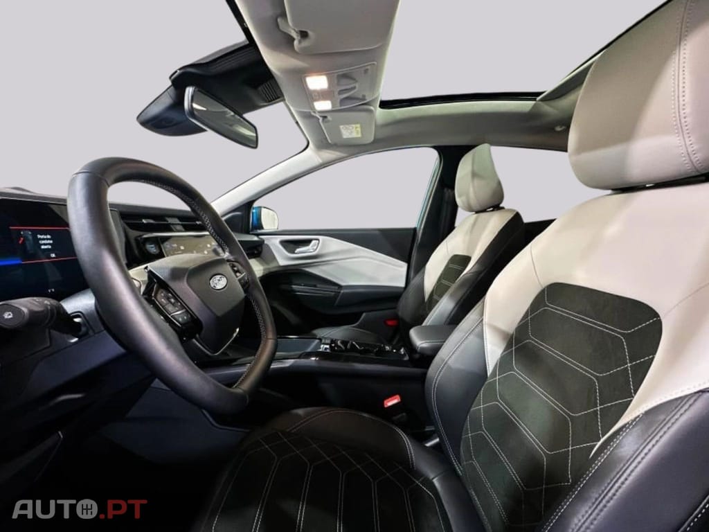 Ford Puma 46,8 kWh Gen-E I.V.A DEDUTIVEL