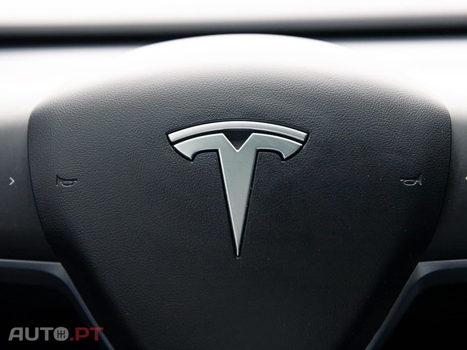 Tesla Model 3 Standard Range Plus RWD