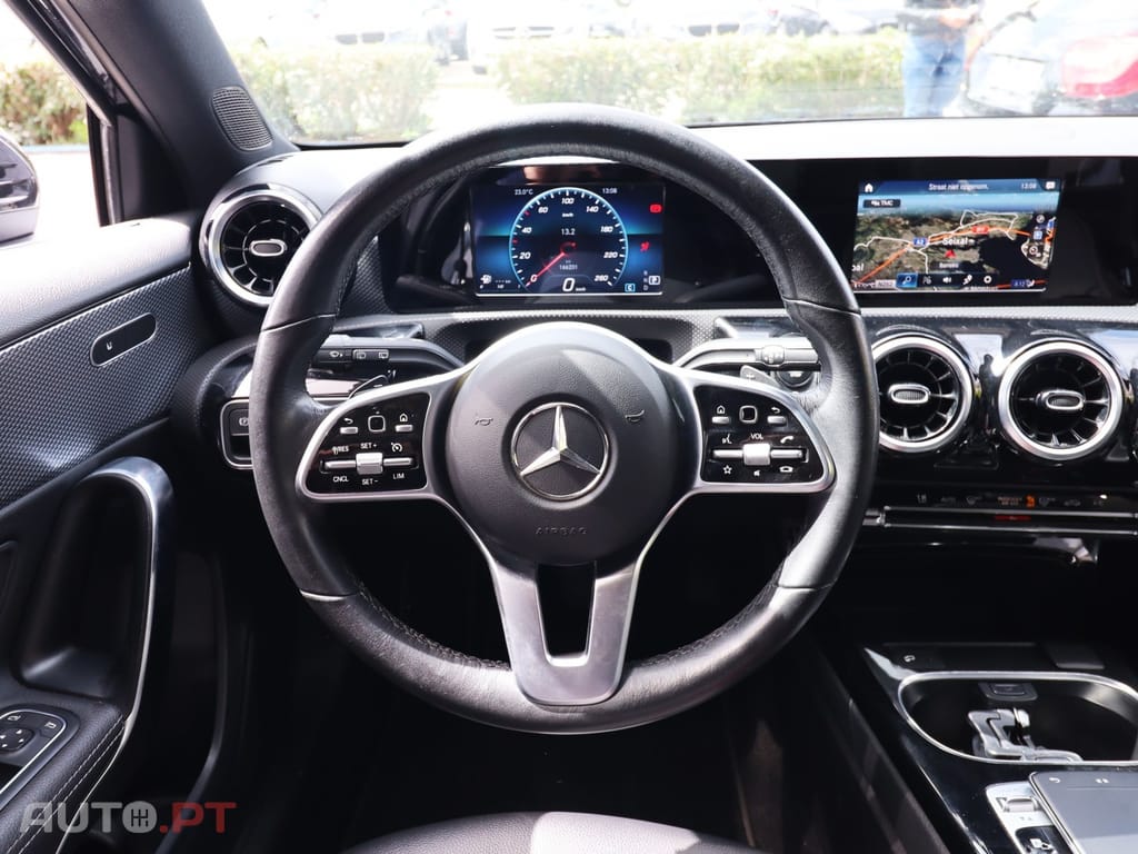 Mercedes-Benz A 180 d 7G-DCT Progressive