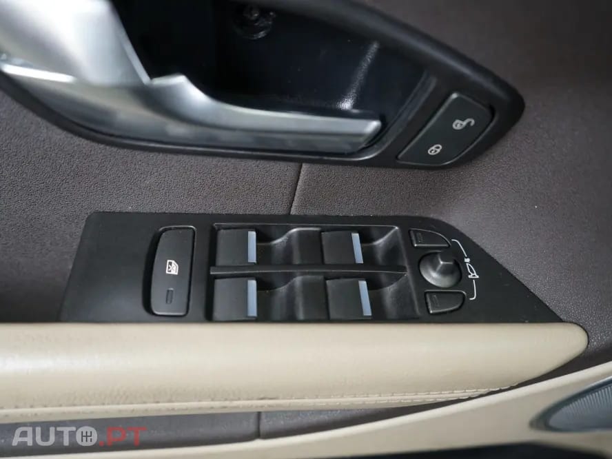 Land Rover Evoque 2.2 eD4 Pure