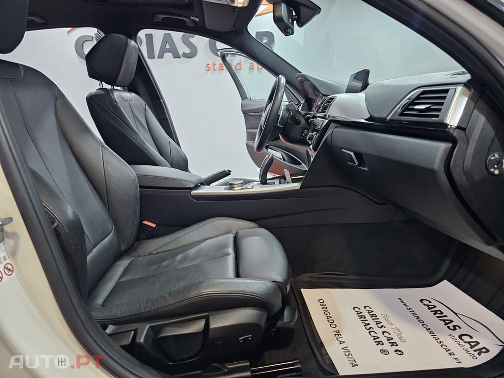 BMW 330 e iPerfomance Pack M