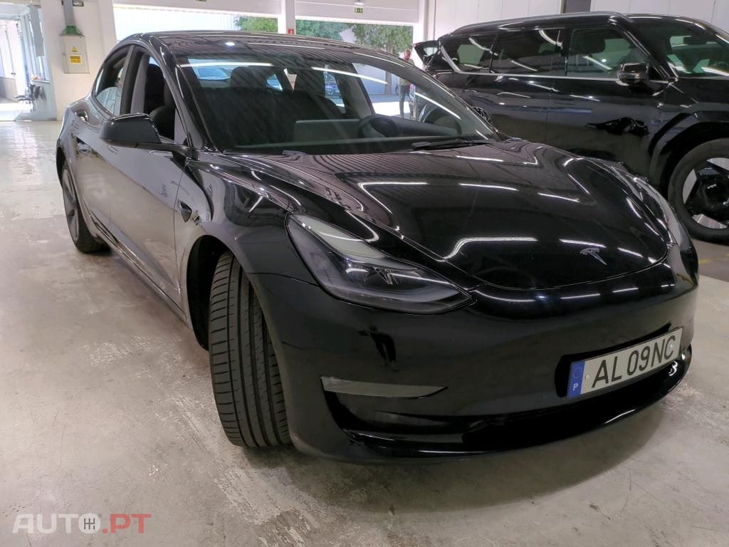 Tesla Model 3 Long-Range Dual Motor AWD