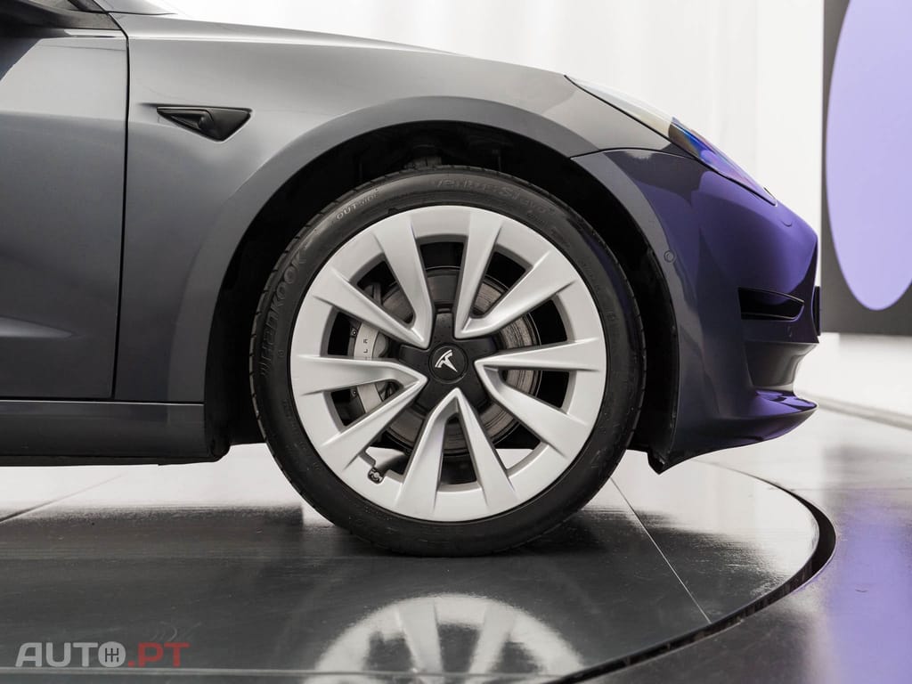 Tesla Model 3 Tração Traseira