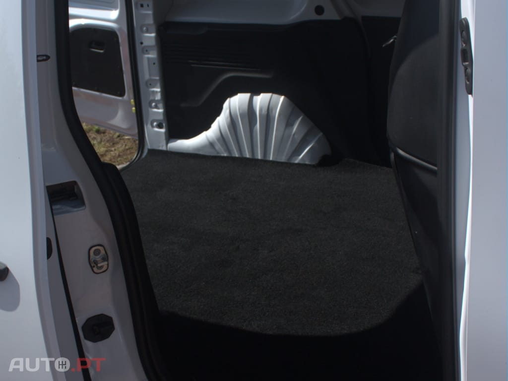 Peugeot Partner 1.5 BlueHDi Asphalt Standard