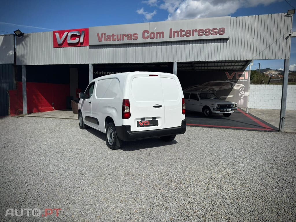 Opel Combo 1.5 CDTI 3 LUG. LONGA ENJOY