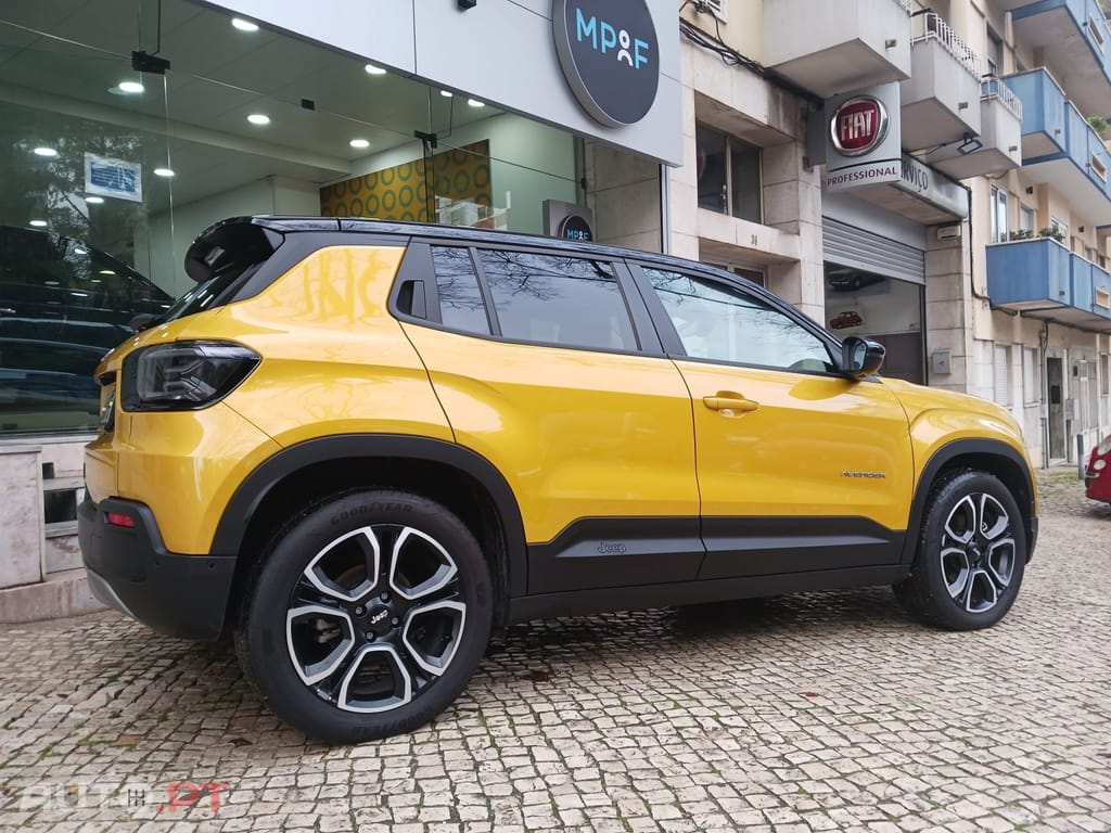 Jeep Avenger 54 kWh Summit