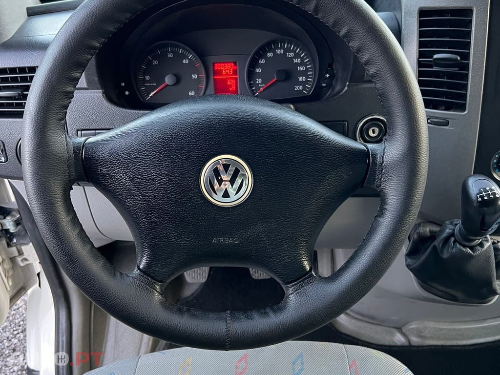 Volkswagen Crafter 35 2.5 TDi 164 Média