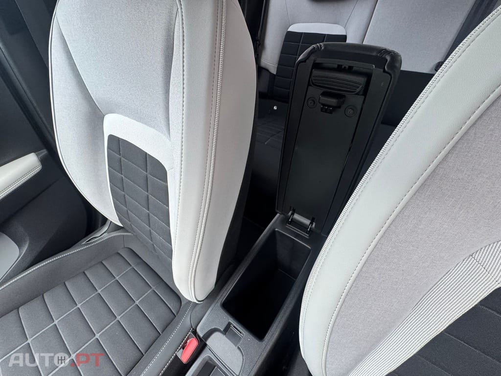 Citroen e-C3 44 kWh Autonomia Conforto Business