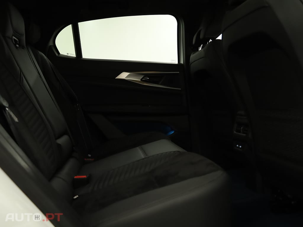 Renault Rafale 1.2 Hyper Hybrid E-Tech 4x4 Esprit Alpine