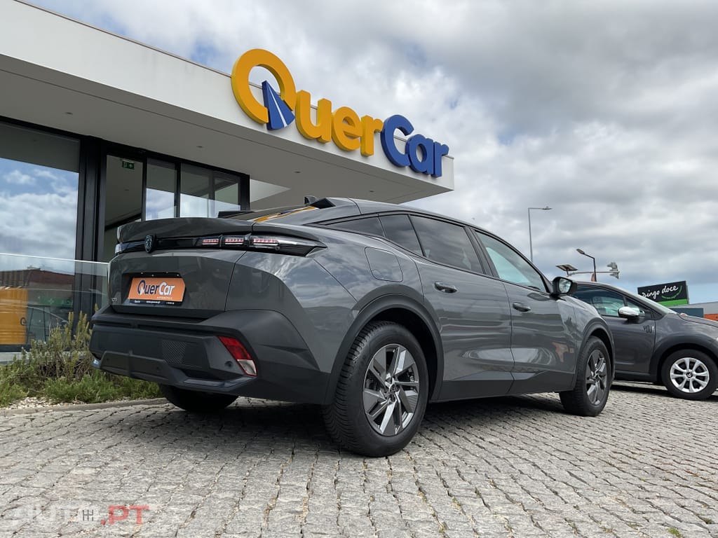 Peugeot 408 1.2 PureTech Allure EAT8