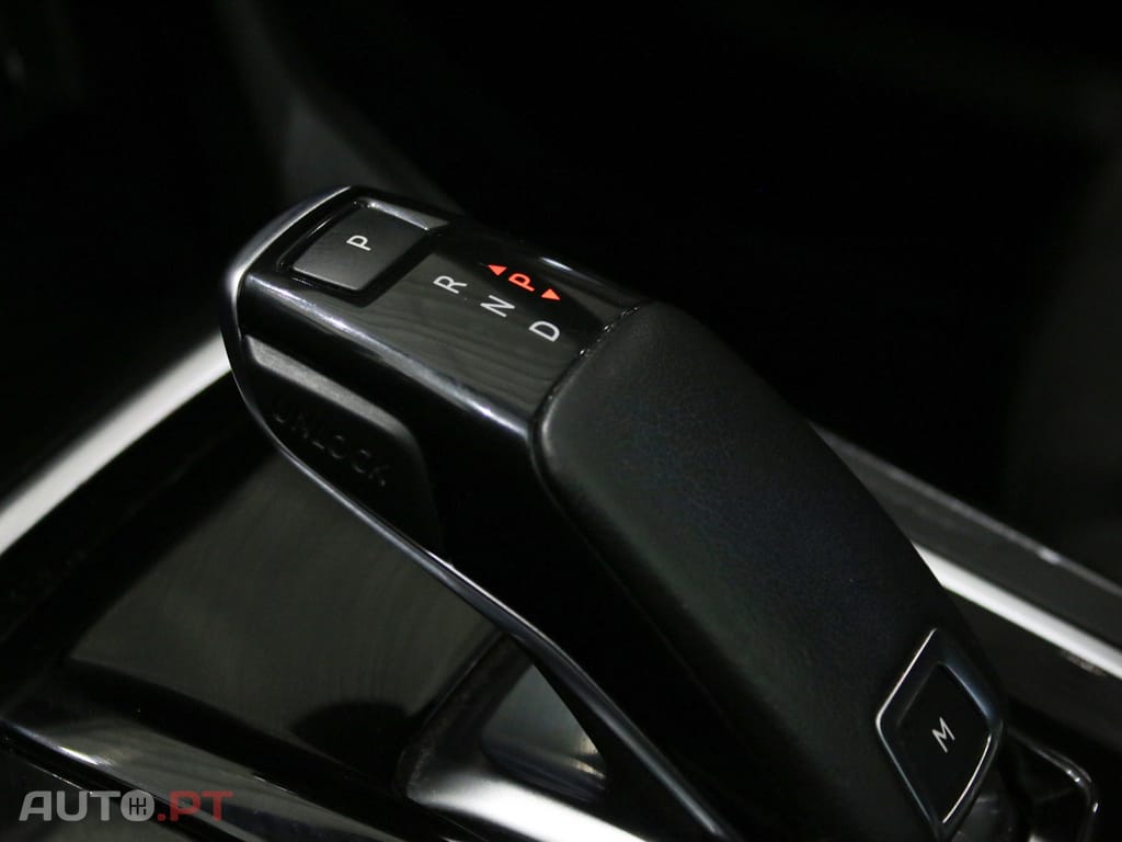 Peugeot 308 1.2 PureTech GT EAT8