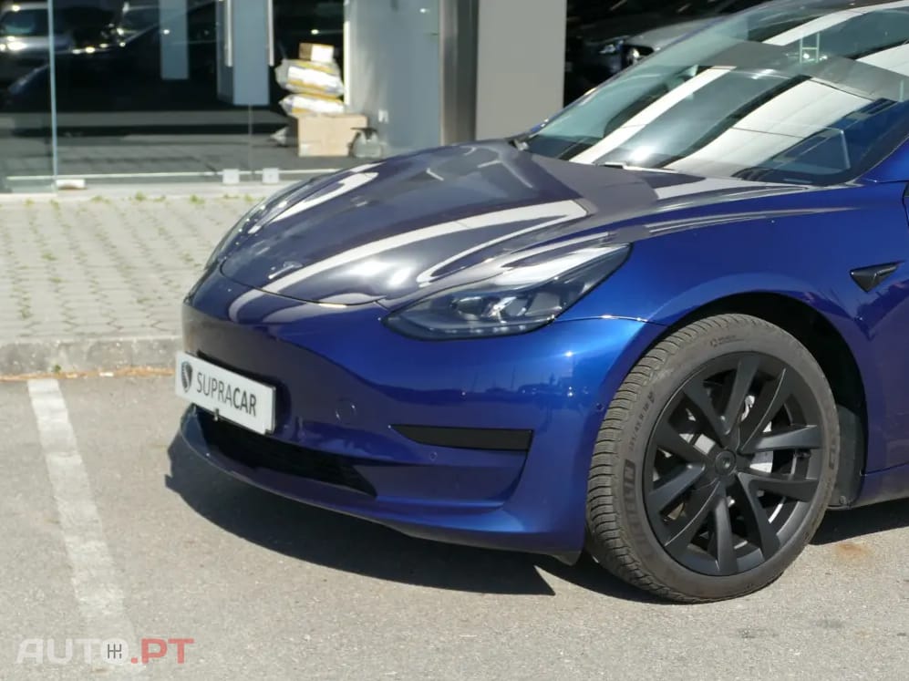 Tesla Model 3 Tração Traseira
