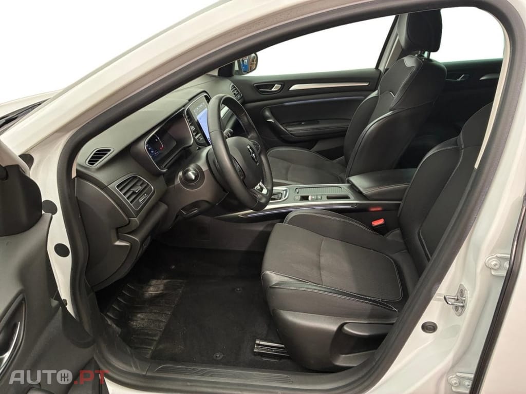 Renault Mégane Break 1.5 Blue dCi Intens EDC