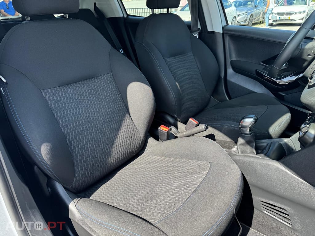 Peugeot 208 1.2 PureTech Style