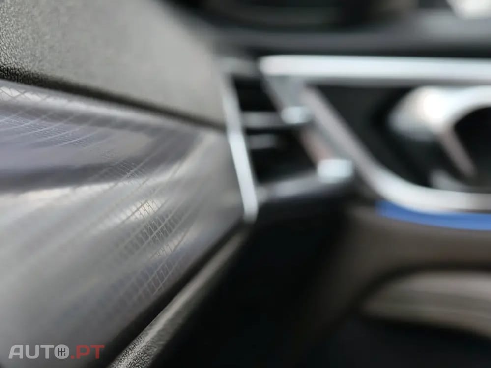 BMW i4 eDrive40 Pack Desportivo M Pro