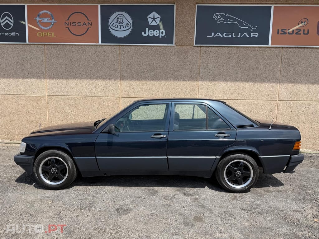 Mercedes-Benz 190 2.5