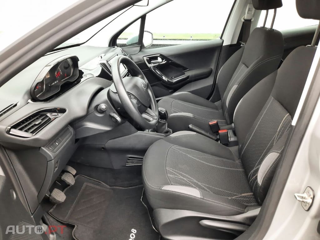 Peugeot 208 1.2 VTi Active