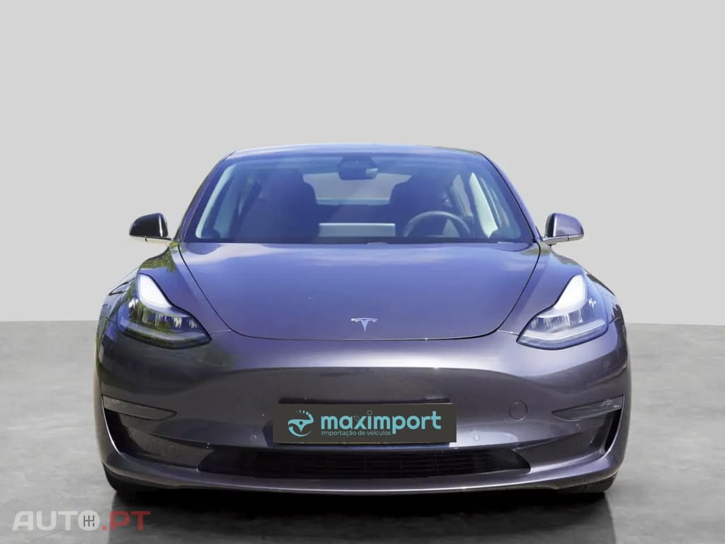 Tesla Model 3 Tração Traseira