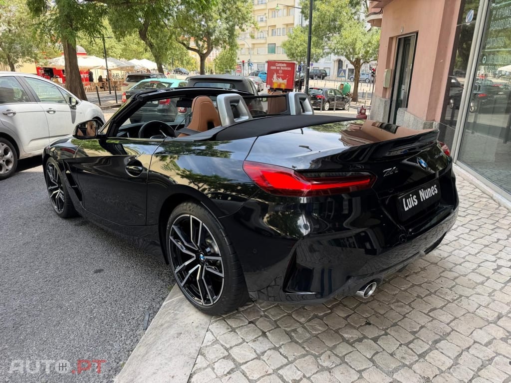 BMW Z4 SDrive20i Aut — fotografia 11