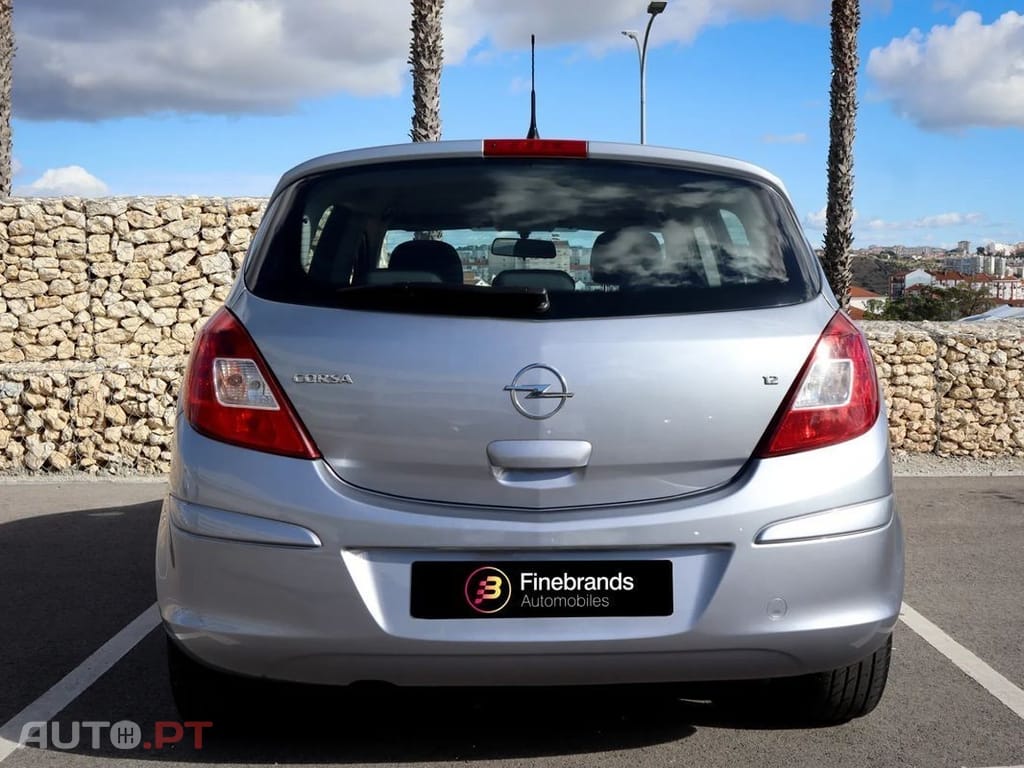 Opel Corsa 1.2 Enjoy Easytronic