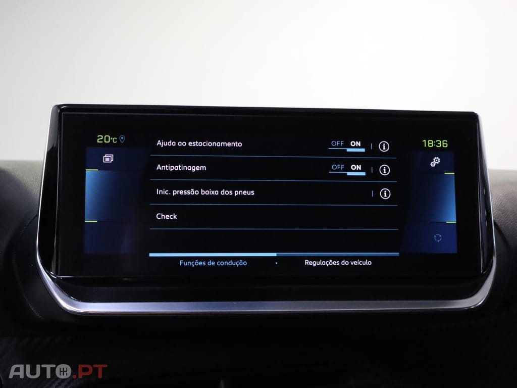 Peugeot E-208 Allure Versão Eléctrica