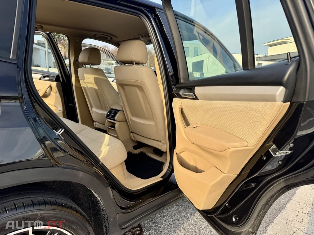 BMW X3 18 d sDrive Advantage