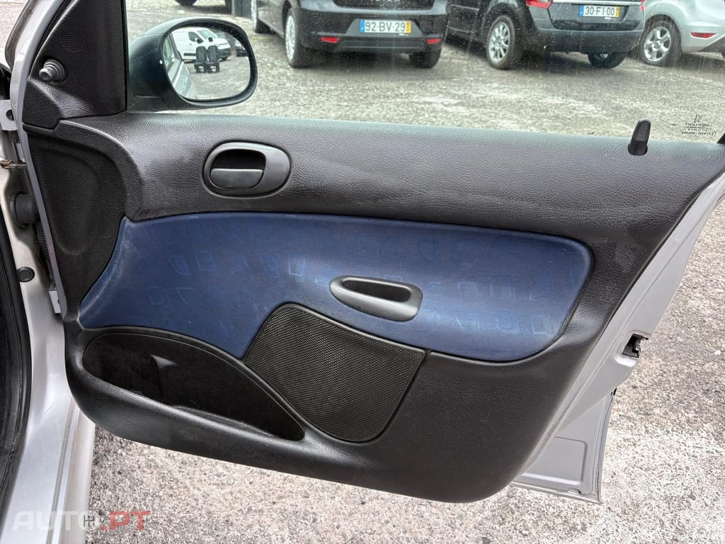 Peugeot 206 1.1 Color Line