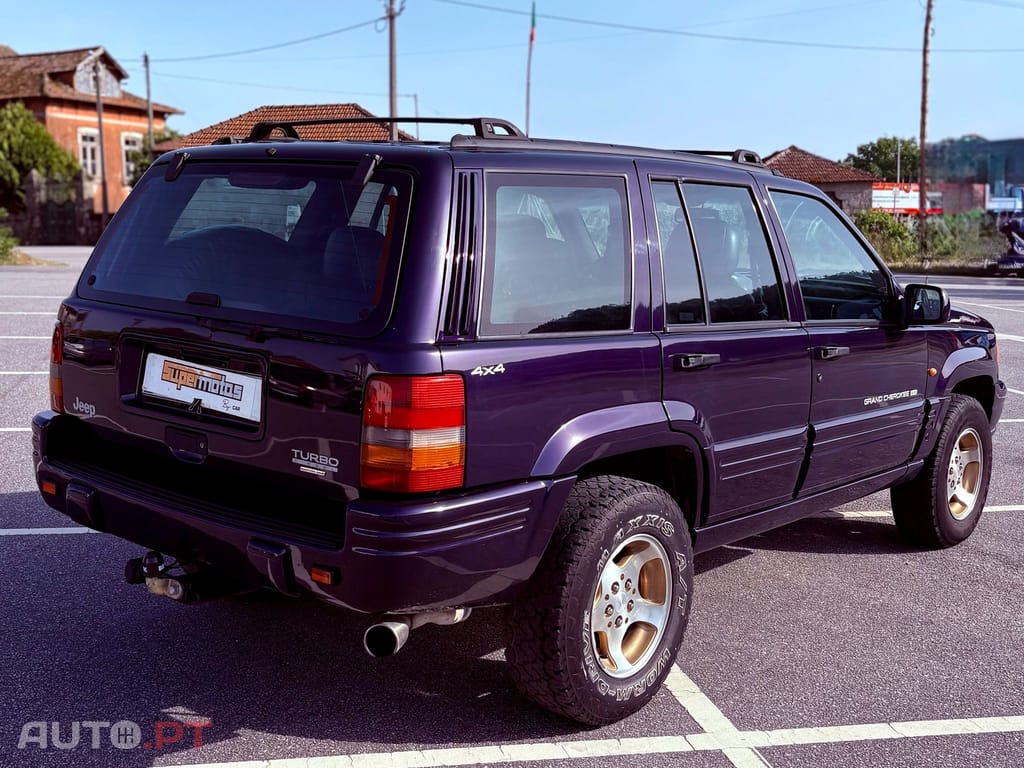 Jeep Grand Cherokee 2.5 TD Official