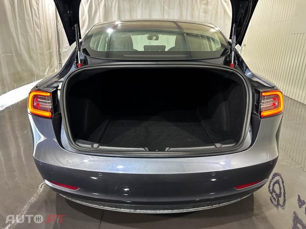Tesla Model 3 Performance AWD
