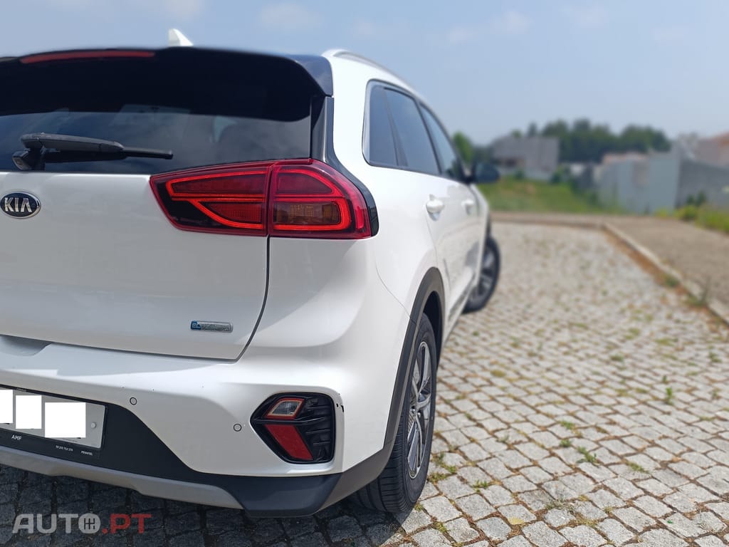 Kia Niro 1.6 GDi PHEV (Plug In) - Nacional