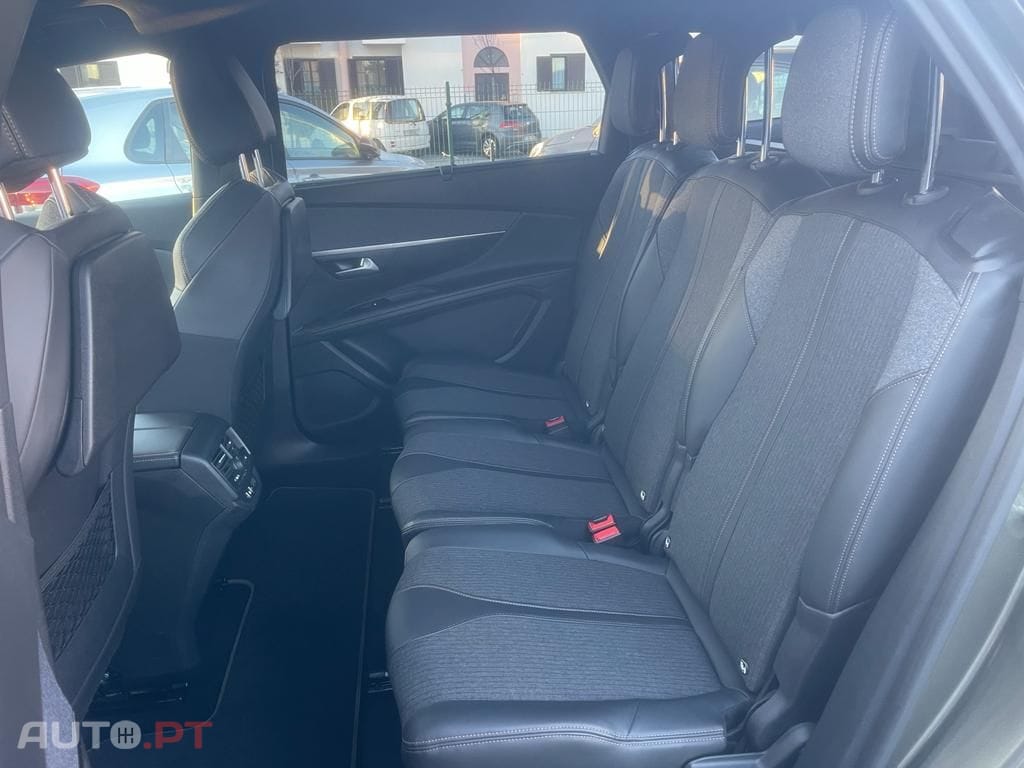 Peugeot 5008 1.5 BlueHDi Allure EAT8