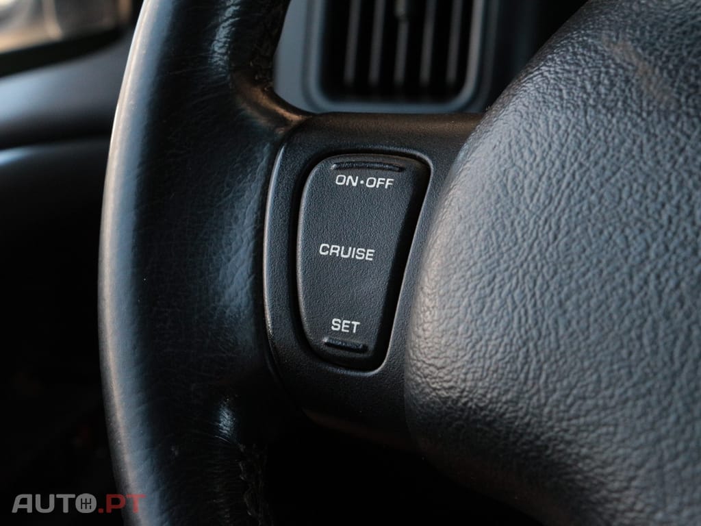 Jeep Grand Cherokee 2.5 TD Official