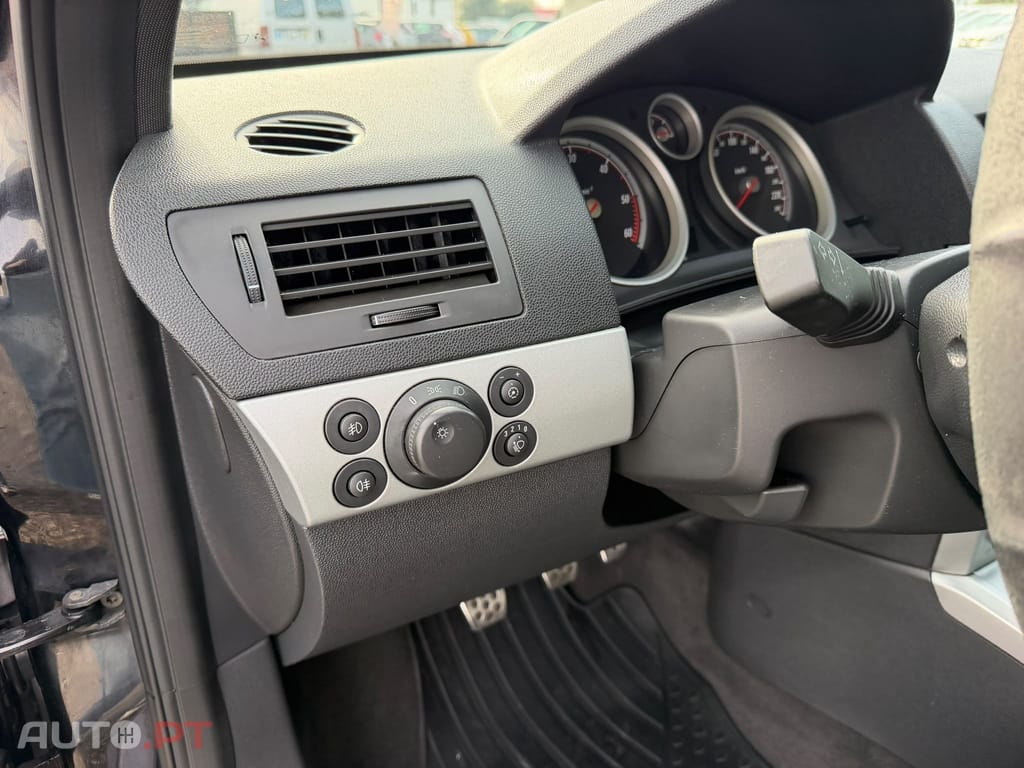 Opel Astra GTC 1.7 CDTi