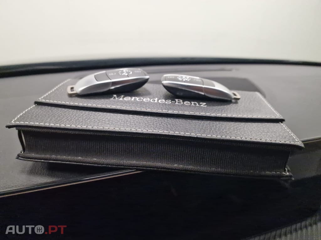 Mercedes-Benz A 250 E STYLE PLUS Hibrido Plug-In
