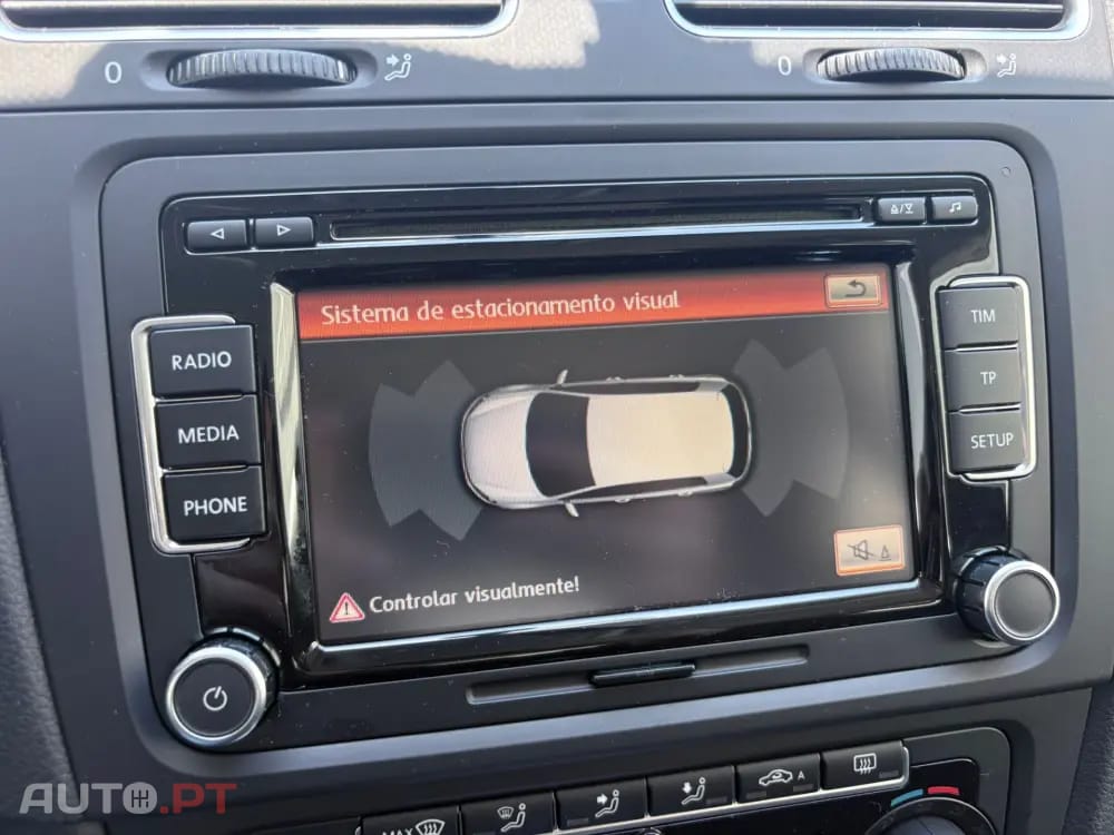 Volkswagen Golf 2.0 TDi Highline DSG